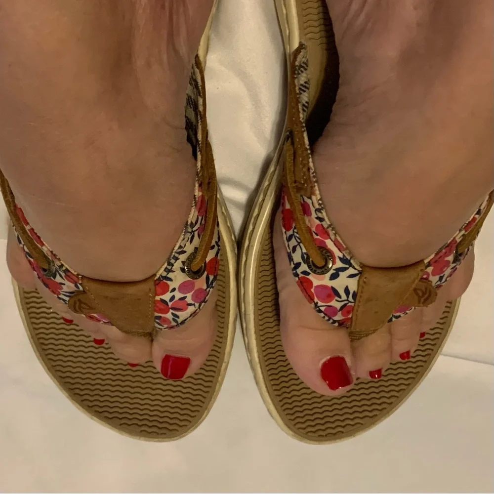 Sperry Top-Sider Sandals - Picture 2 of 7